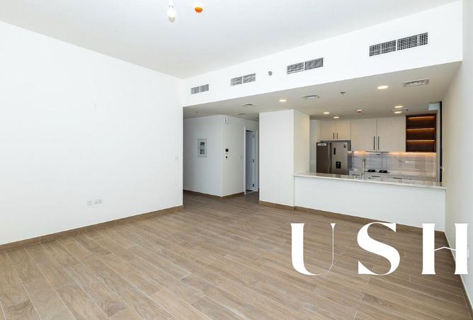 Upgraded 2-bedroom apartment at The Regent